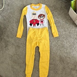 Hanna Anderson Pixar Incredibles long pjs. Good condition, gently used. US 5